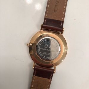 Daniel Wellington Accessories - Daniel Wellington Watch Dark Brown Leather Band Daniel Wellington Accessories - Daniel Wellington Watch Dark Brown Leather Band